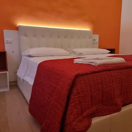 Anthony House, Anthony Floor 3, Castro Pretorio Apartment Rome