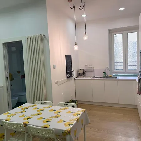 Anthony House, Anthony Floor 3, Castro Pretorio *