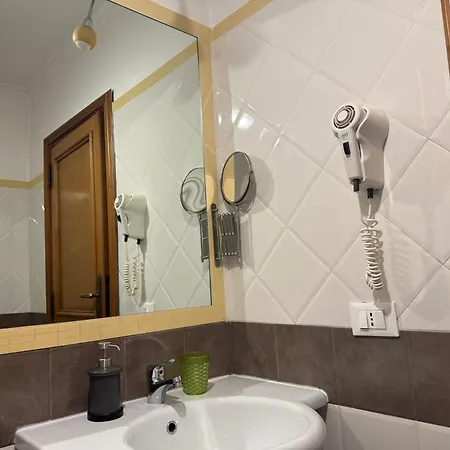Anthony House, Anthony Floor 3, Castro Pretorio Apartment Rome