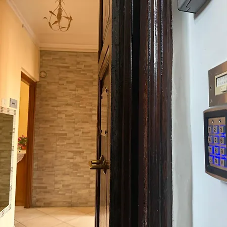 Apartment Anthony House, Anthony Floor 3, Castro Pretorio