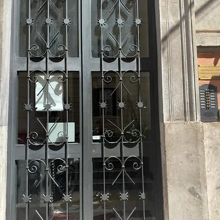Anthony House, Anthony Floor 3, Castro Pretorio Rom